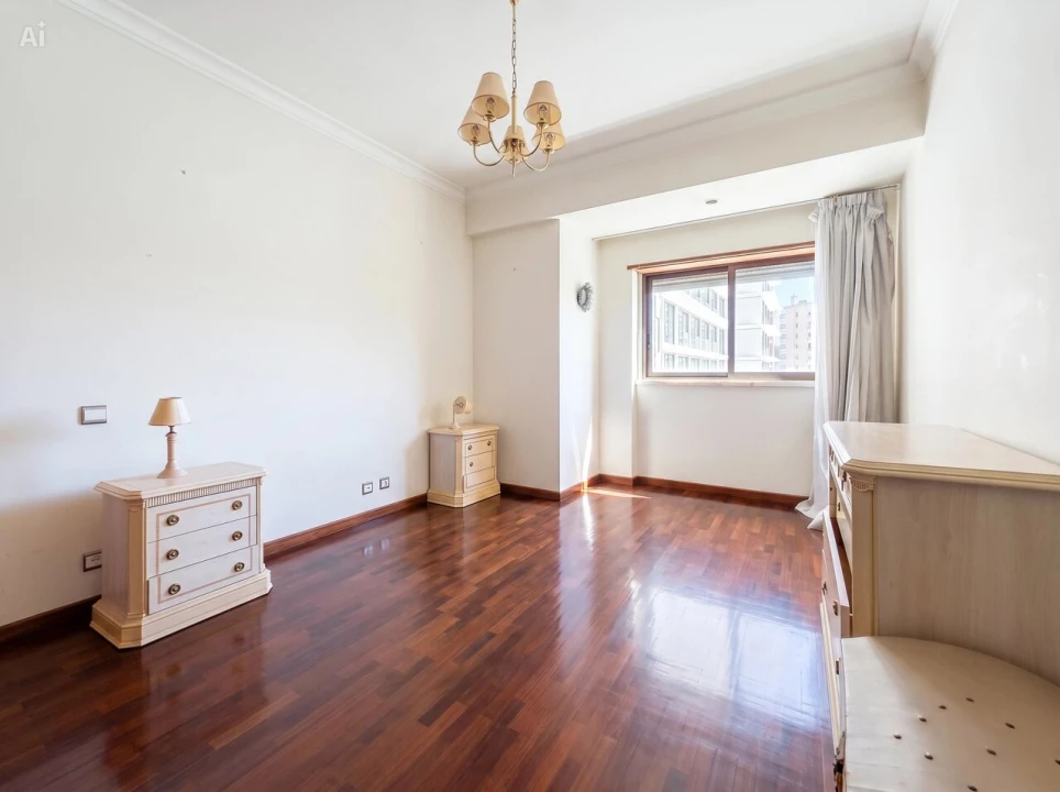 Apartamento T4 para Venda em Areeiro Foto 20