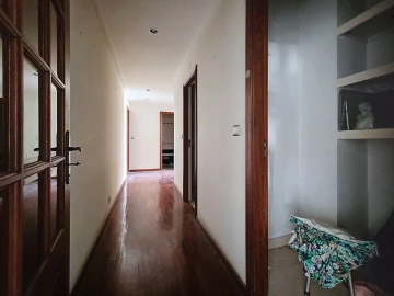 Apartamento T4 para Venda em Areeiro