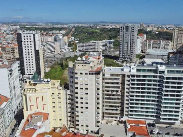 Apartamento T4 para Venda em Areeiro