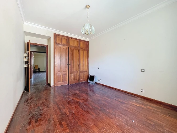 Apartamento T4 para Venda em Areeiro Foto 17