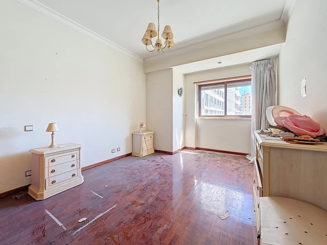 Apartamento T4 para Venda em Areeiro Foto 24