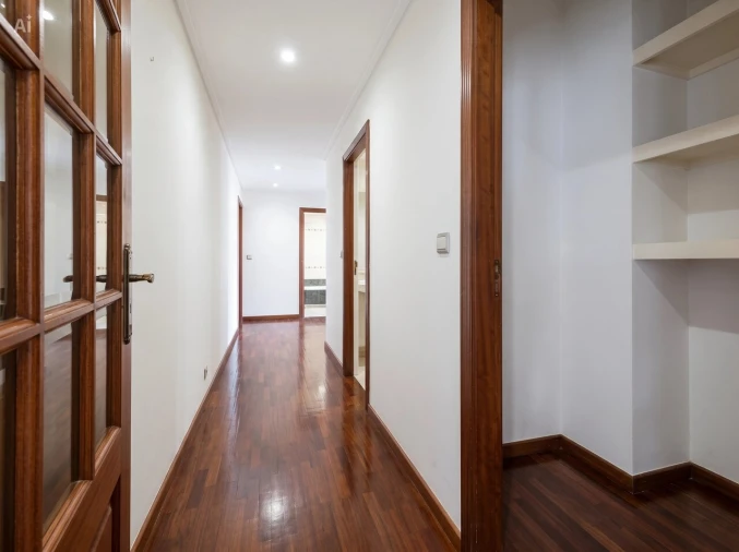 Apartamento T4 para Venda em Areeiro Foto 15