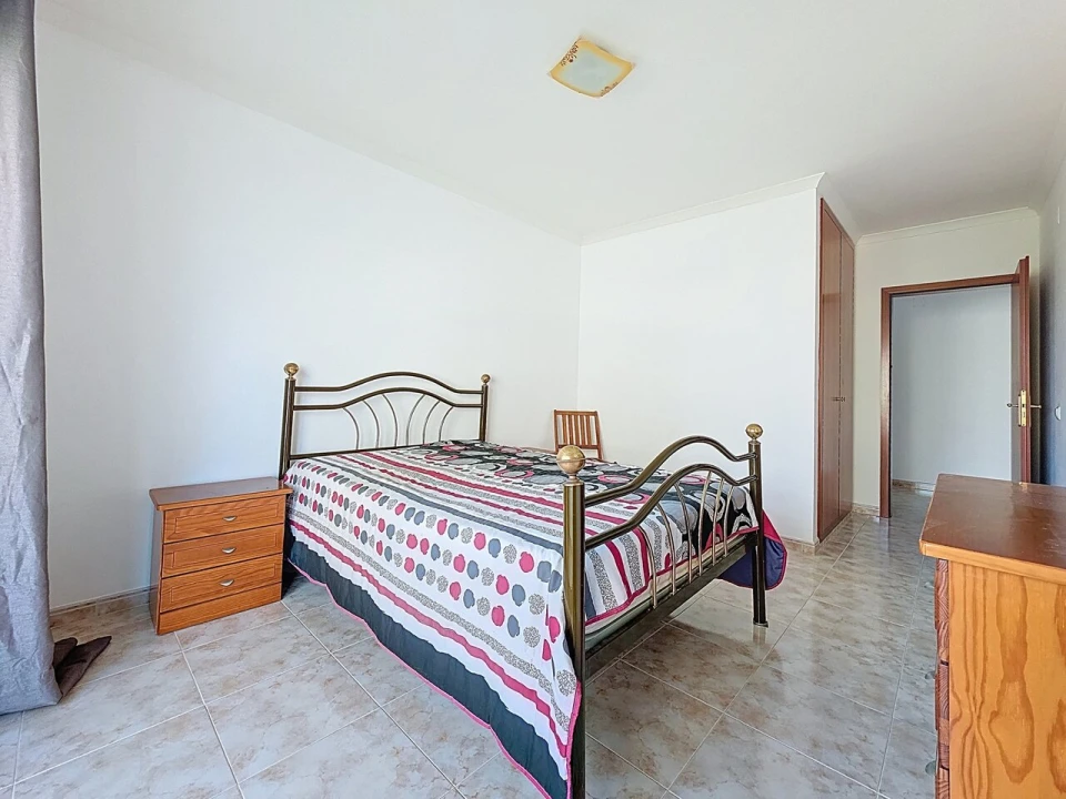 Apartamento T3 para Venda em Estômbar e Parchal Foto 8