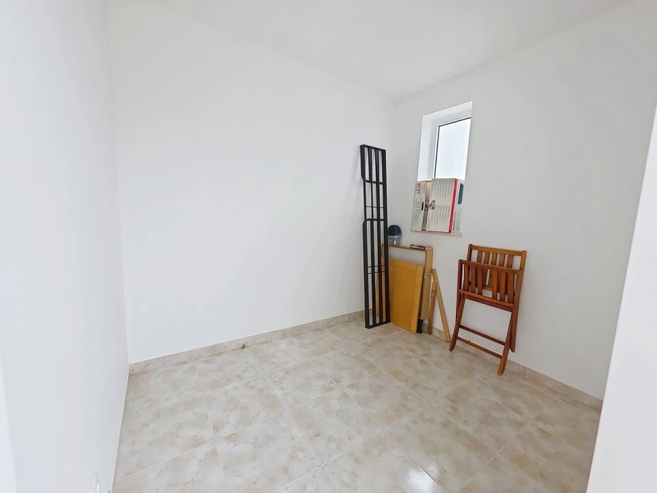 Apartamento T3 para Venda em Estômbar e Parchal Foto 26