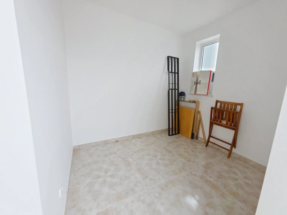 Apartamento T3 para Venda em Estômbar e Parchal Foto 27