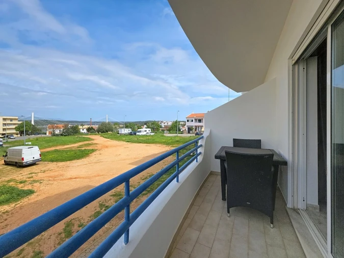 Apartamento T3 para Venda em Estômbar e Parchal Foto 9