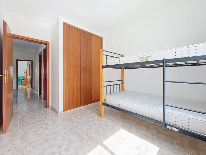 Apartamento T3 para Venda em Estômbar e Parchal Foto 19