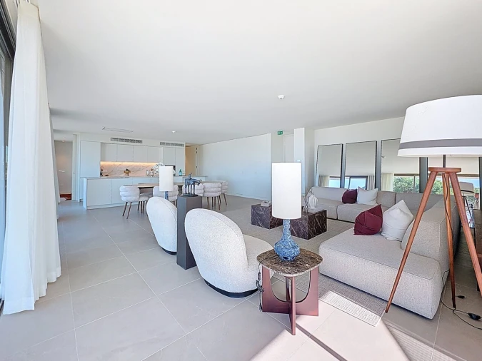 Apartamento T4 para Venda em Lagoa e Carvoeiro Foto 6