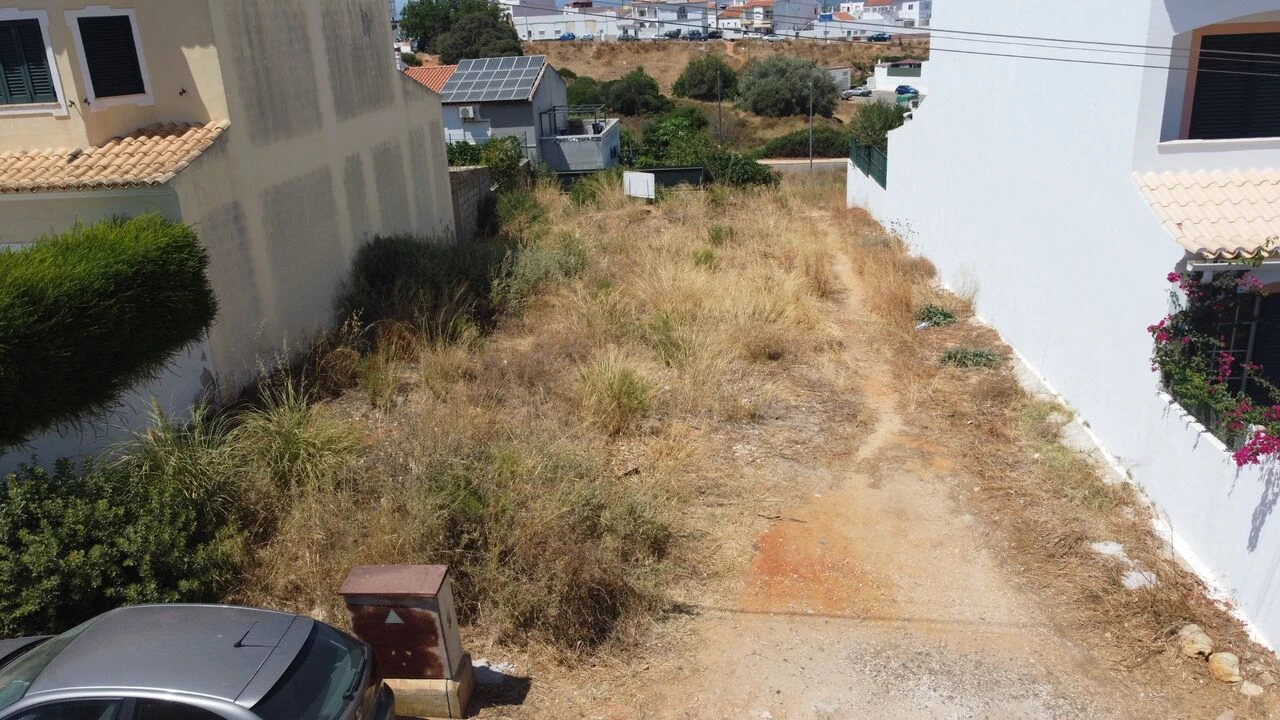 Terreno para Venda em Estômbar e Parchal Foto 9