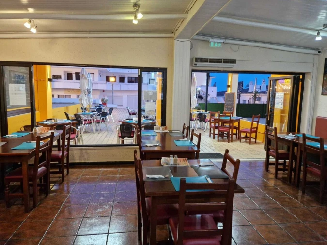 Loja para Venda em Albufeira e Olhos de Água Foto 15