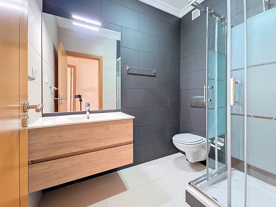 Moradia T3 para Venda em Estômbar e Parchal Foto 27