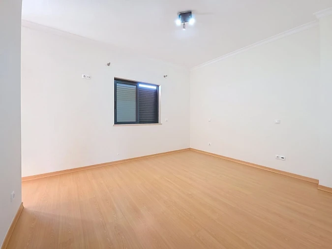 Moradia T3 para Venda em Estômbar e Parchal Foto 20