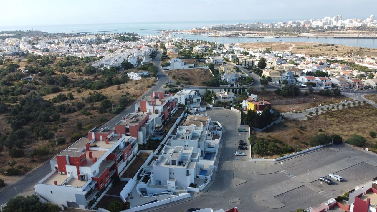 Moradia T3 para Venda em Estômbar e Parchal Foto 23