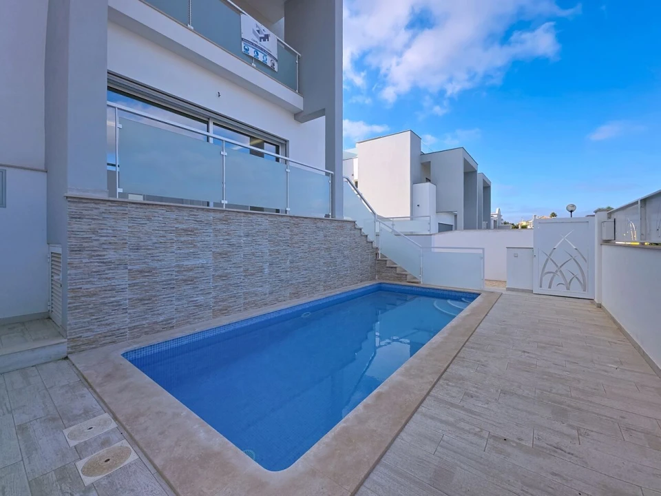 Moradia T3 para Venda em Estômbar e Parchal Foto 11