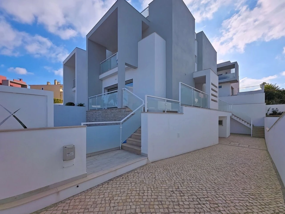 Moradia T3 para Venda em Estômbar e Parchal Foto 3