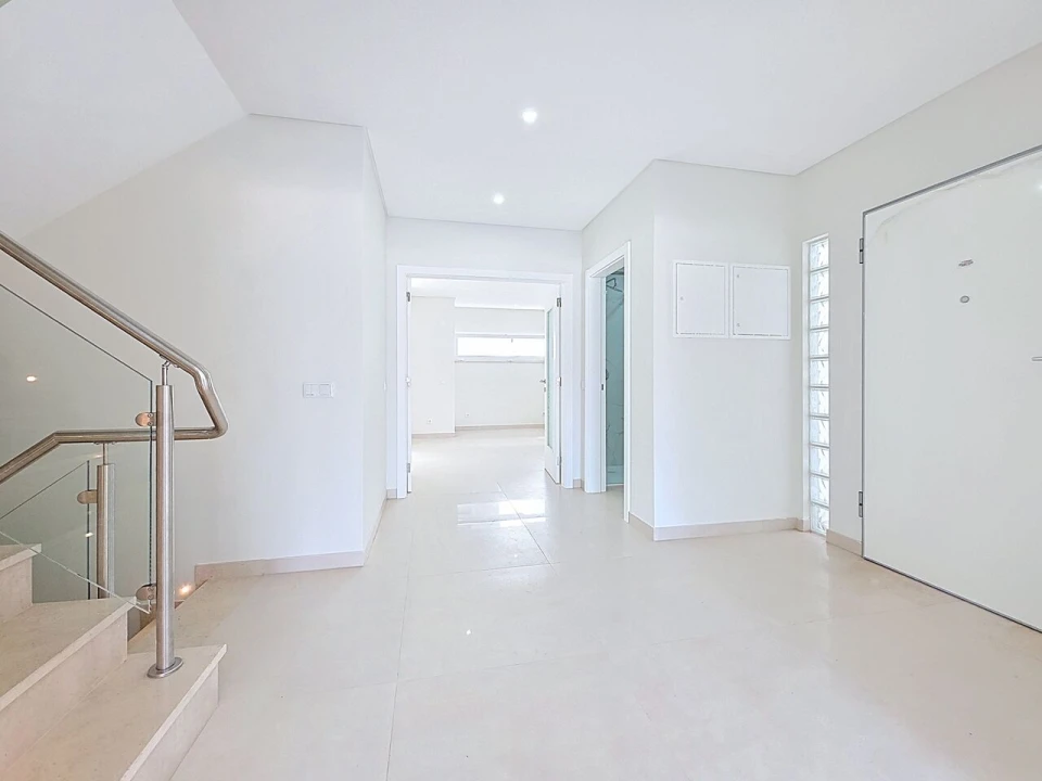 Moradia T3 para Venda em Estômbar e Parchal Foto 10