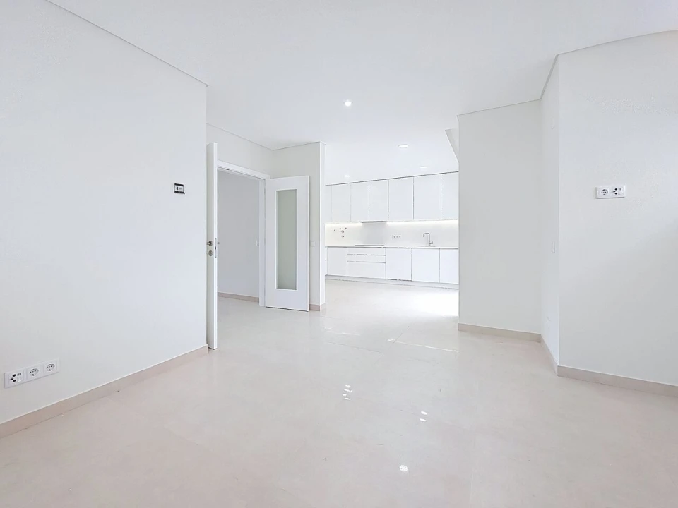 Moradia T3 para Venda em Estômbar e Parchal Foto 13