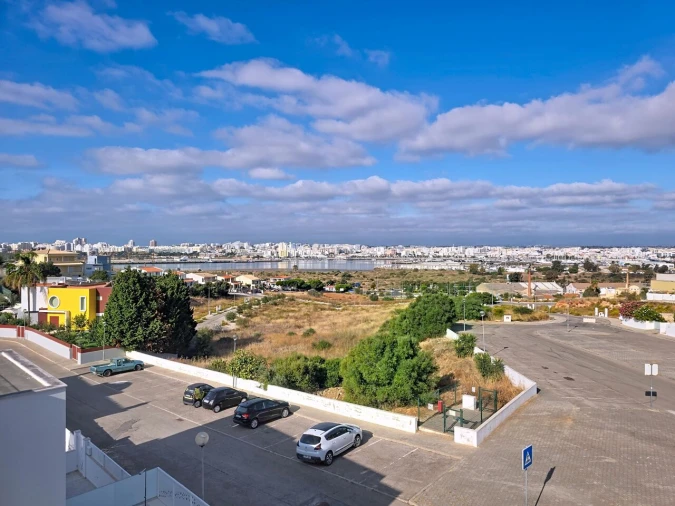 Moradia T3 para Venda em Estômbar e Parchal Foto 5