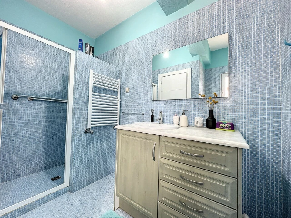 Moradia T4 para Venda em Estômbar e Parchal Foto 14