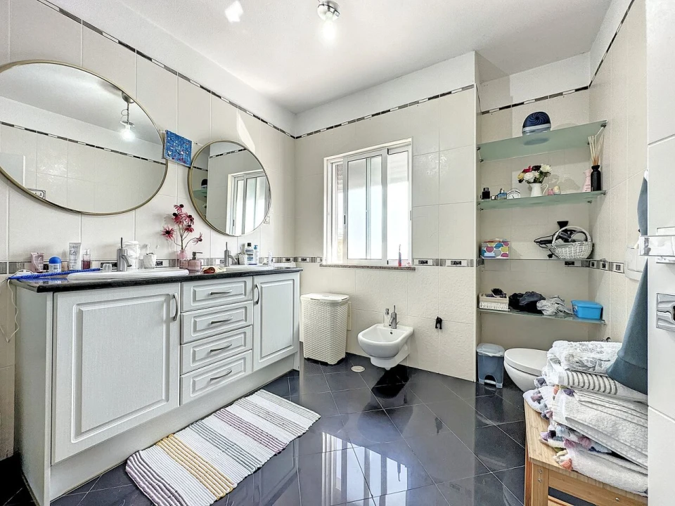 Moradia T4 para Venda em Estômbar e Parchal Foto 23