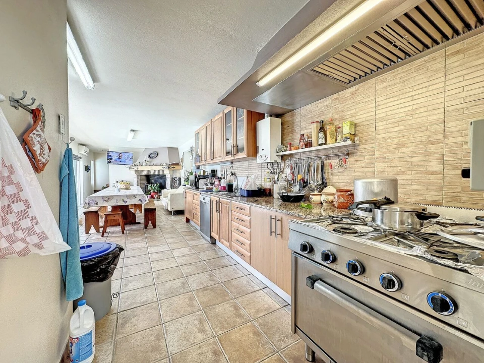 Moradia T4 para Venda em Estômbar e Parchal Foto 35