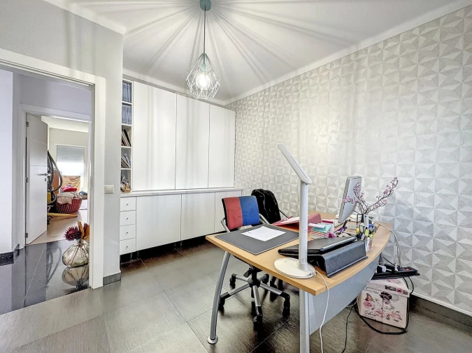 Moradia T4 para Venda em Estômbar e Parchal Foto 11