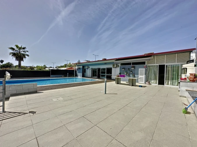 Moradia T4 para Venda em Estômbar e Parchal Foto 33