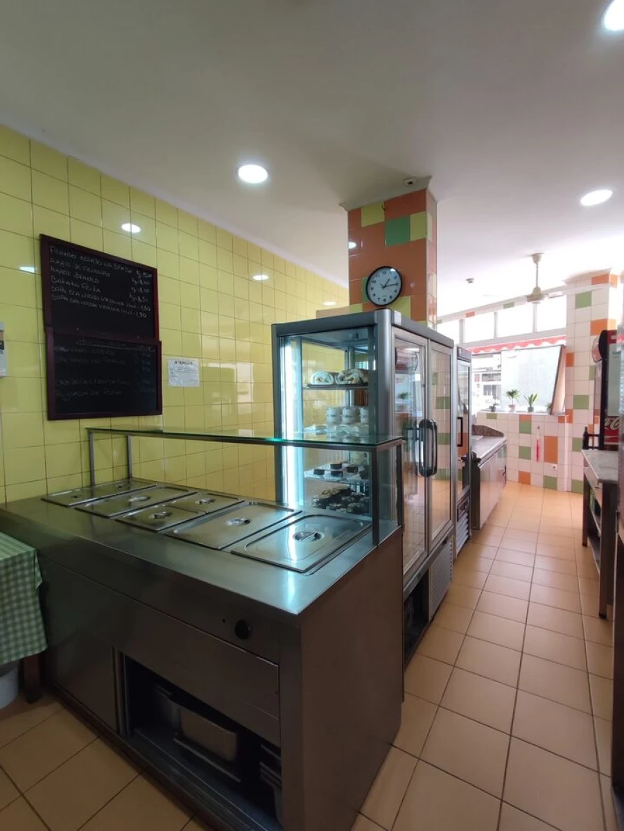 Loja para Trespasse em Portimão Foto 2