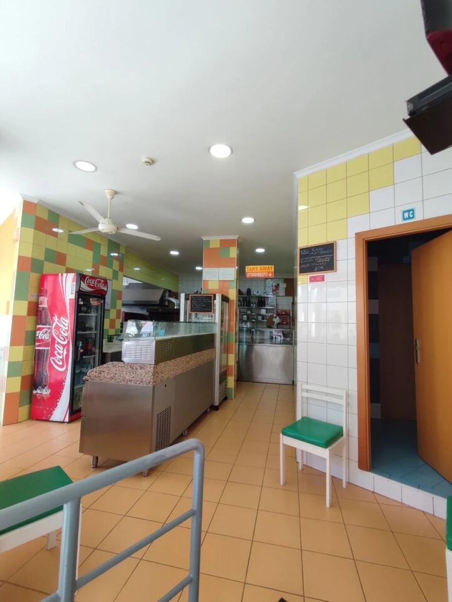 Loja para Trespasse em Portimão Foto 3