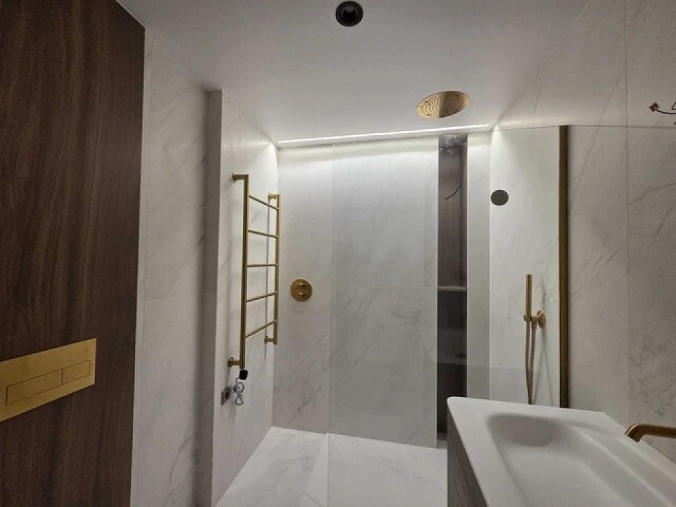 Apartamento T2 para Venda em Estômbar e Parchal Foto 17