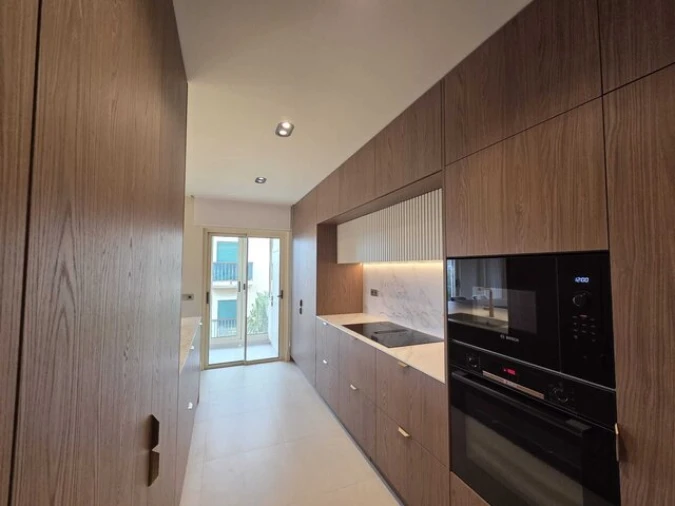 Apartamento T2 para Venda em Estômbar e Parchal Foto 12