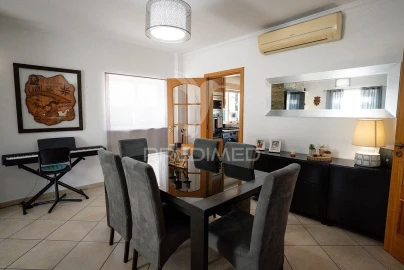 Moradia T4 para Venda em Azeitão (São Lourenço e São Simão)
