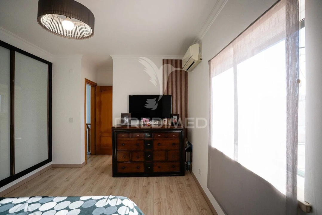 Moradia T4 para Venda em Azeitão (São Lourenço e São Simão) Foto 30