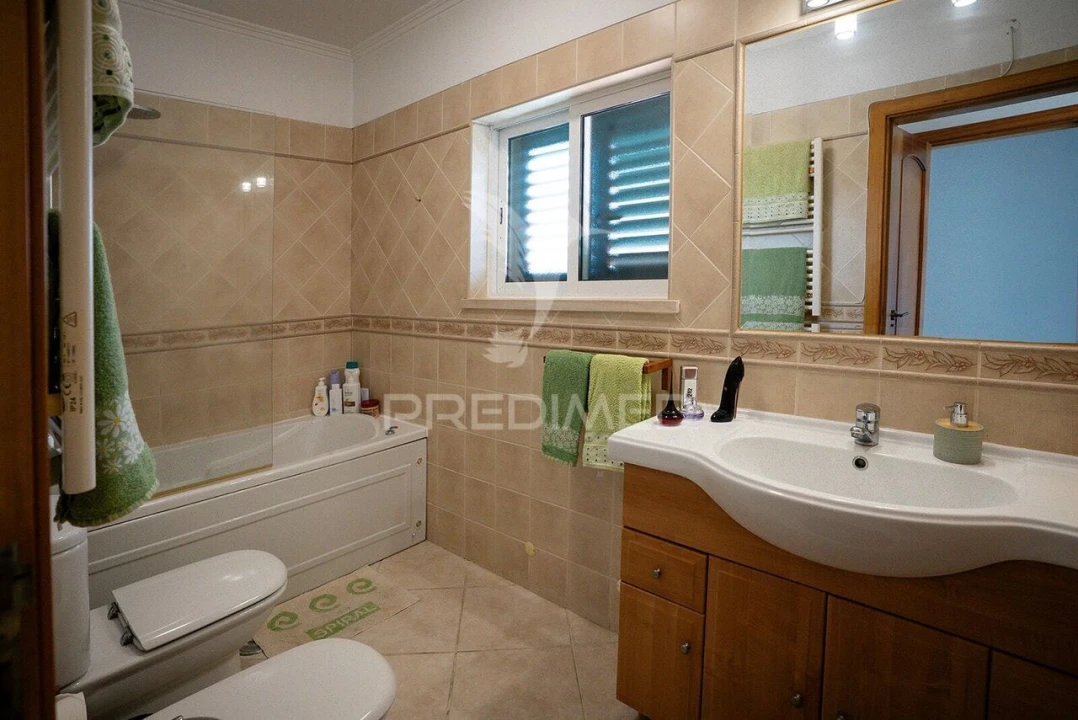Moradia T4 para Venda em Azeitão (São Lourenço e São Simão) Foto 31