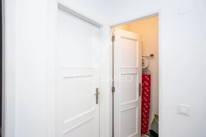 Apartamento T3 para Venda em Laranjeiro e Feijó