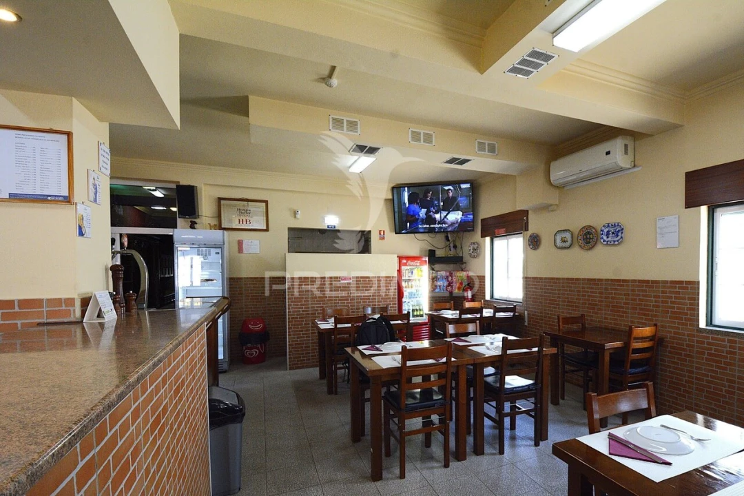 Loja para Venda em Monforte Foto 1