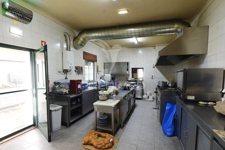 Loja para Venda em Monforte Foto 12