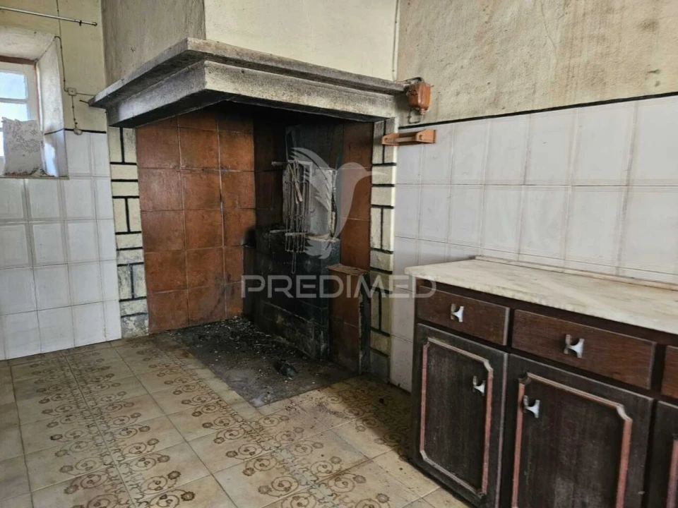 Moradia T2 para Venda em Areias e Pias Foto 1