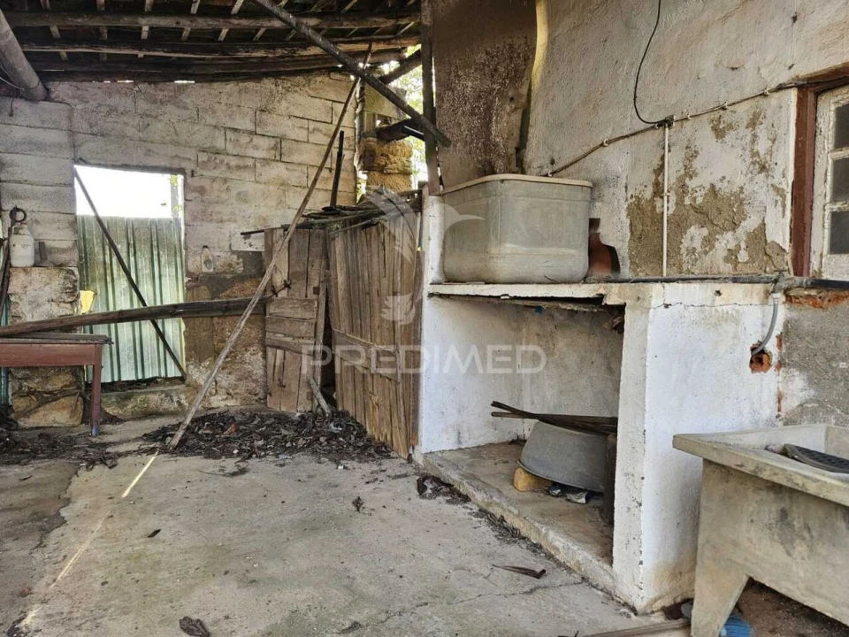 Moradia T2 para Venda em Areias e Pias Foto 8