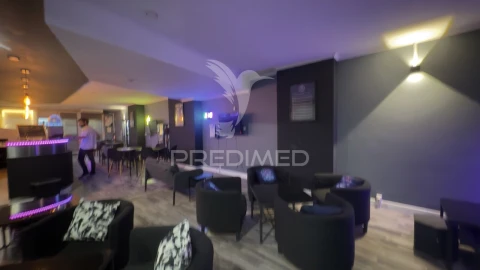 Loja para Trespasse em Corroios