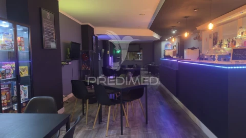 Loja para Trespasse em Corroios