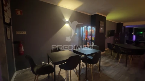 Loja para Trespasse em Corroios