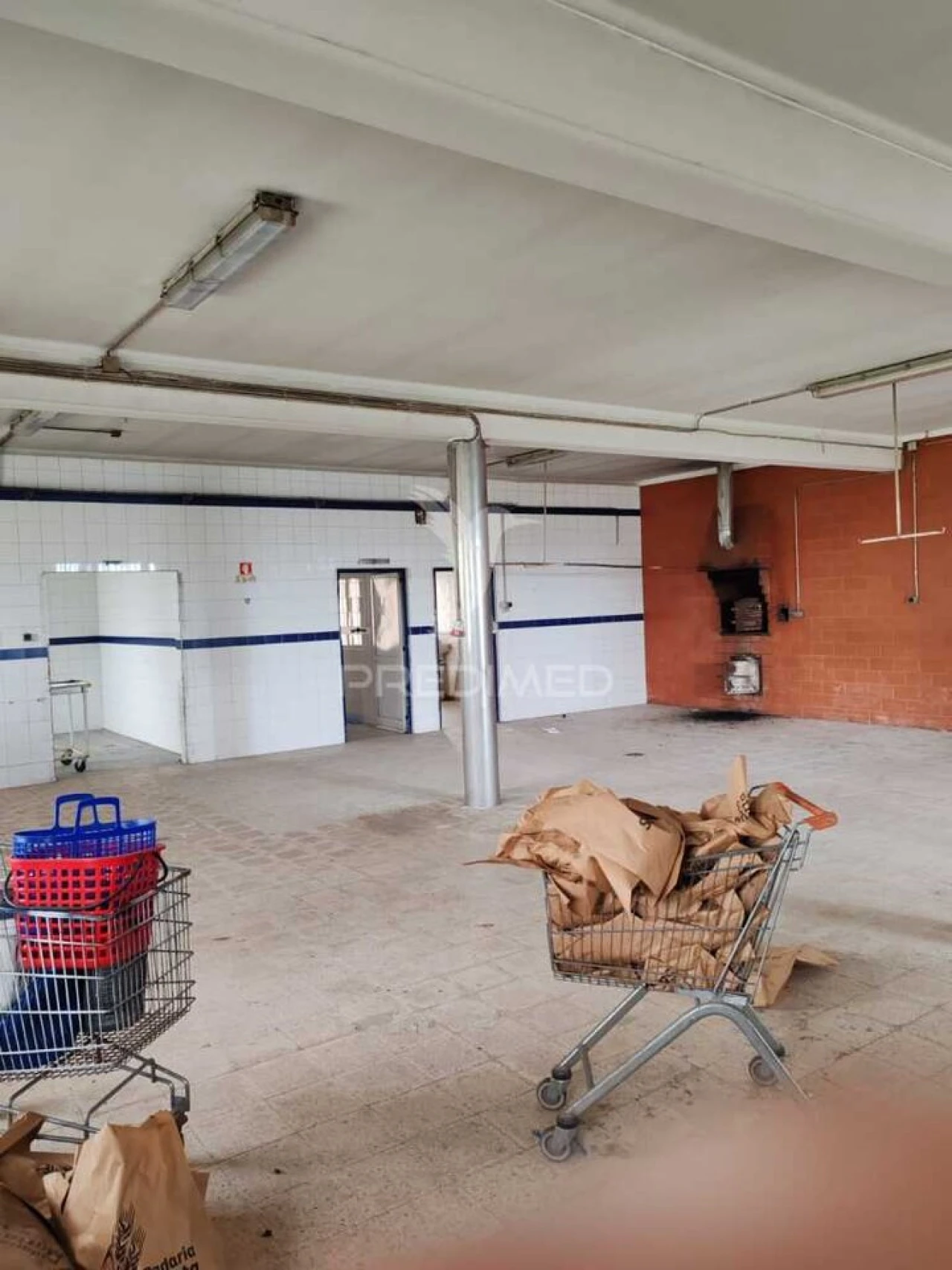 Armazém para Arrendamento em Alcobaça e Vestiaria Foto 22