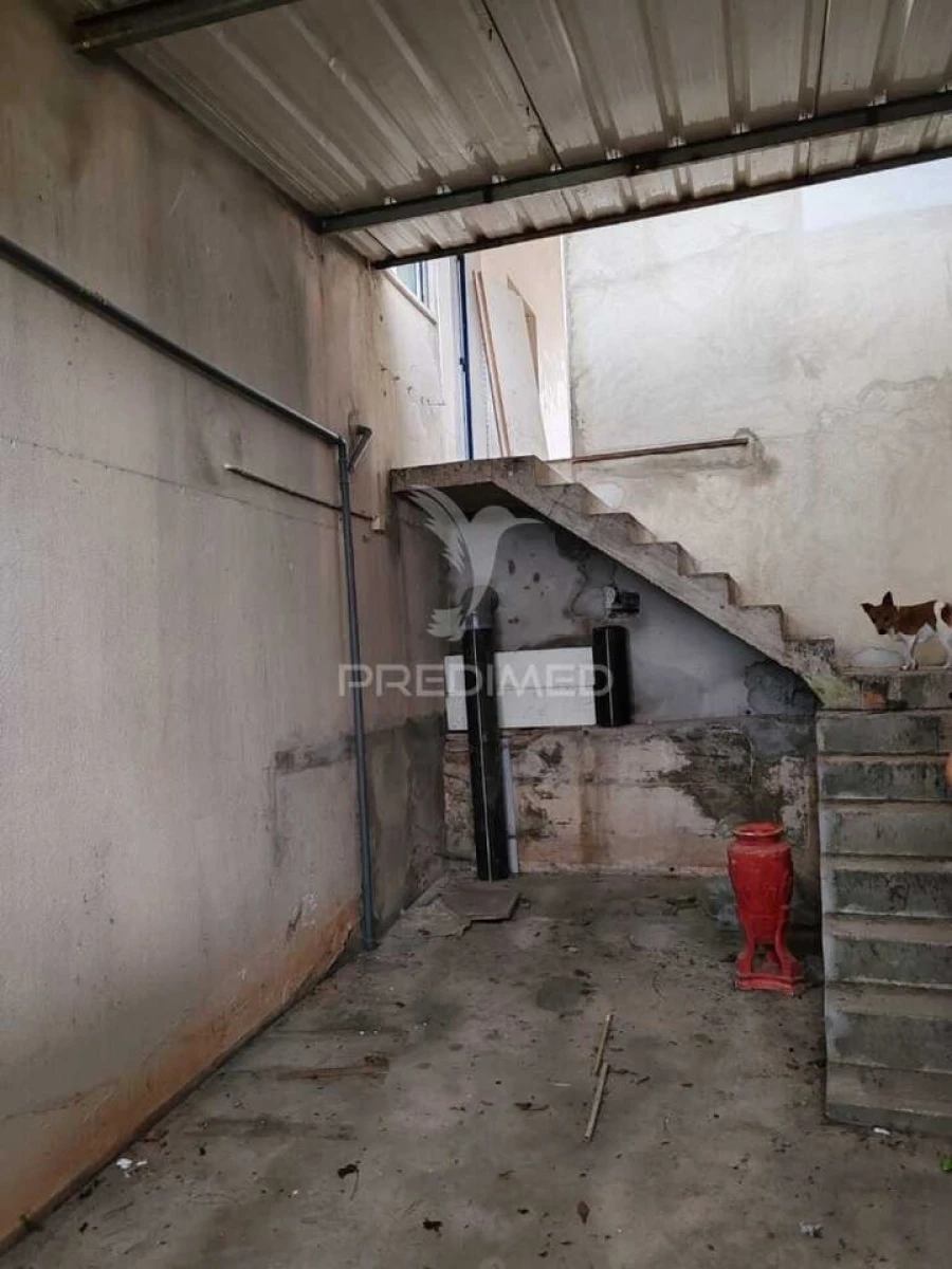 Armazém para Arrendamento em Alcobaça e Vestiaria Foto 26