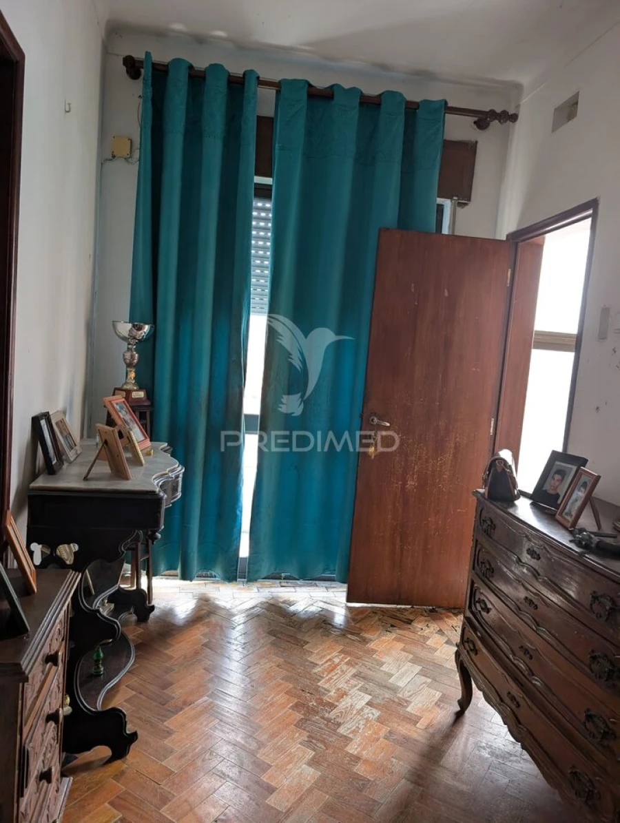 Moradia T8 para Venda em Salvaterra de Magos e Foros de Salvaterra Foto 7