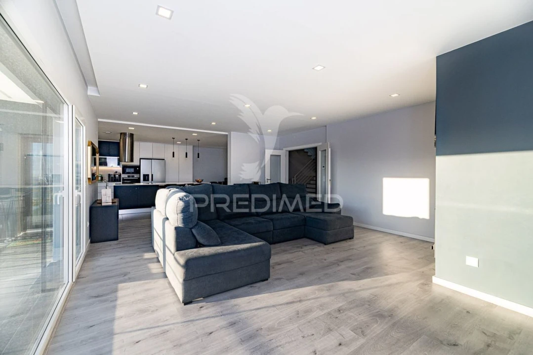 Moradia T5 para Venda em Alhandra, São João dos Montes e Calhandriz Foto 14