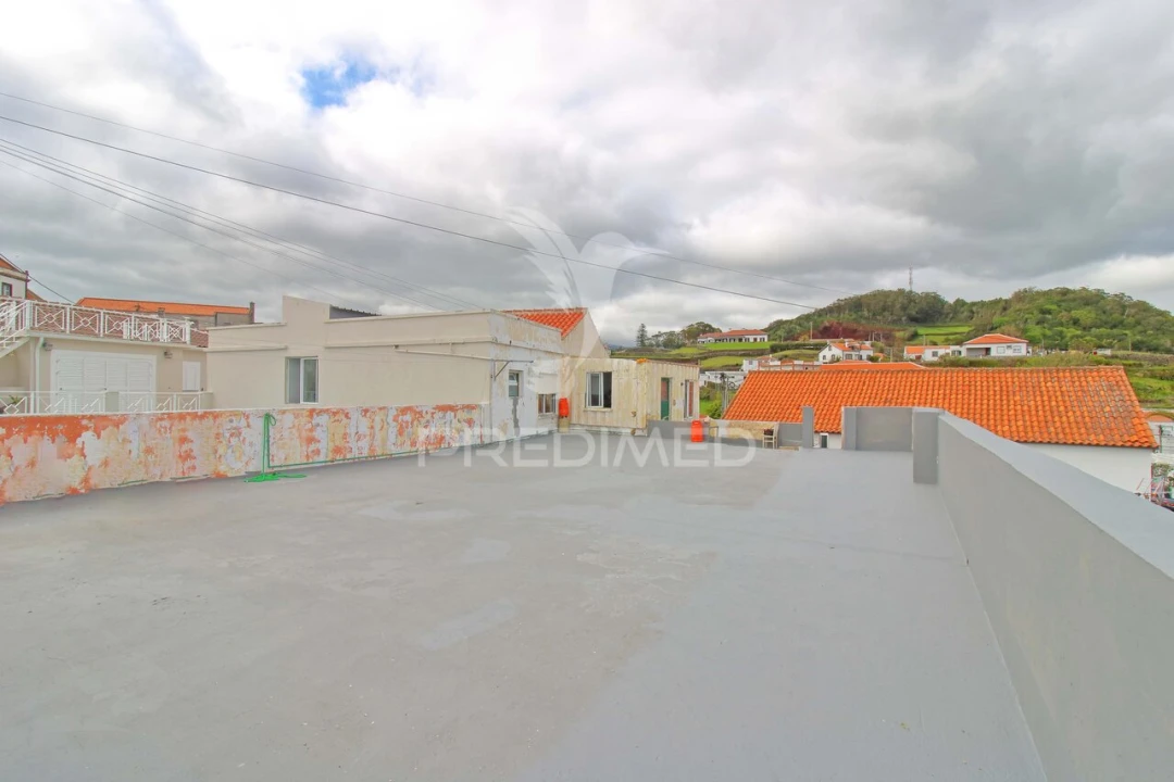 Moradia T4 para Venda em São Mateus da Calheta Foto 23