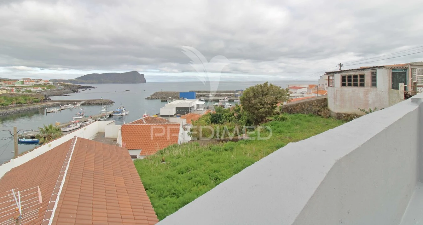 Moradia T4 para Venda em São Mateus da Calheta Foto 22