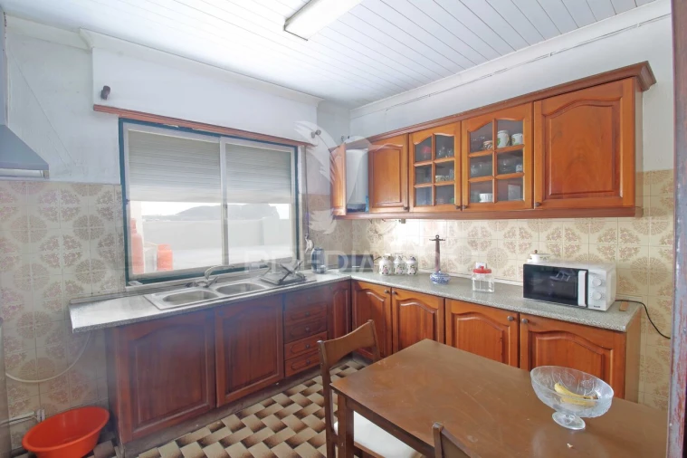 Moradia T4 para Venda em São Mateus da Calheta Foto 13