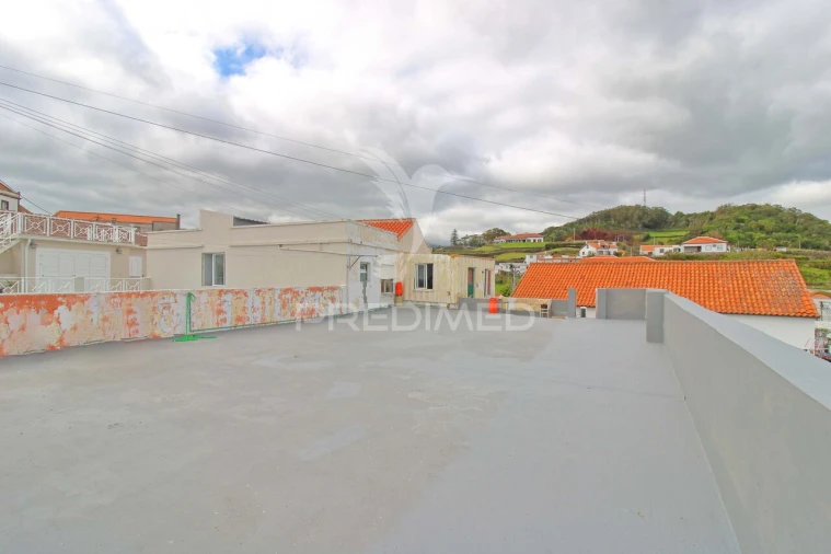 Moradia T4 para Venda em São Mateus da Calheta Foto 23